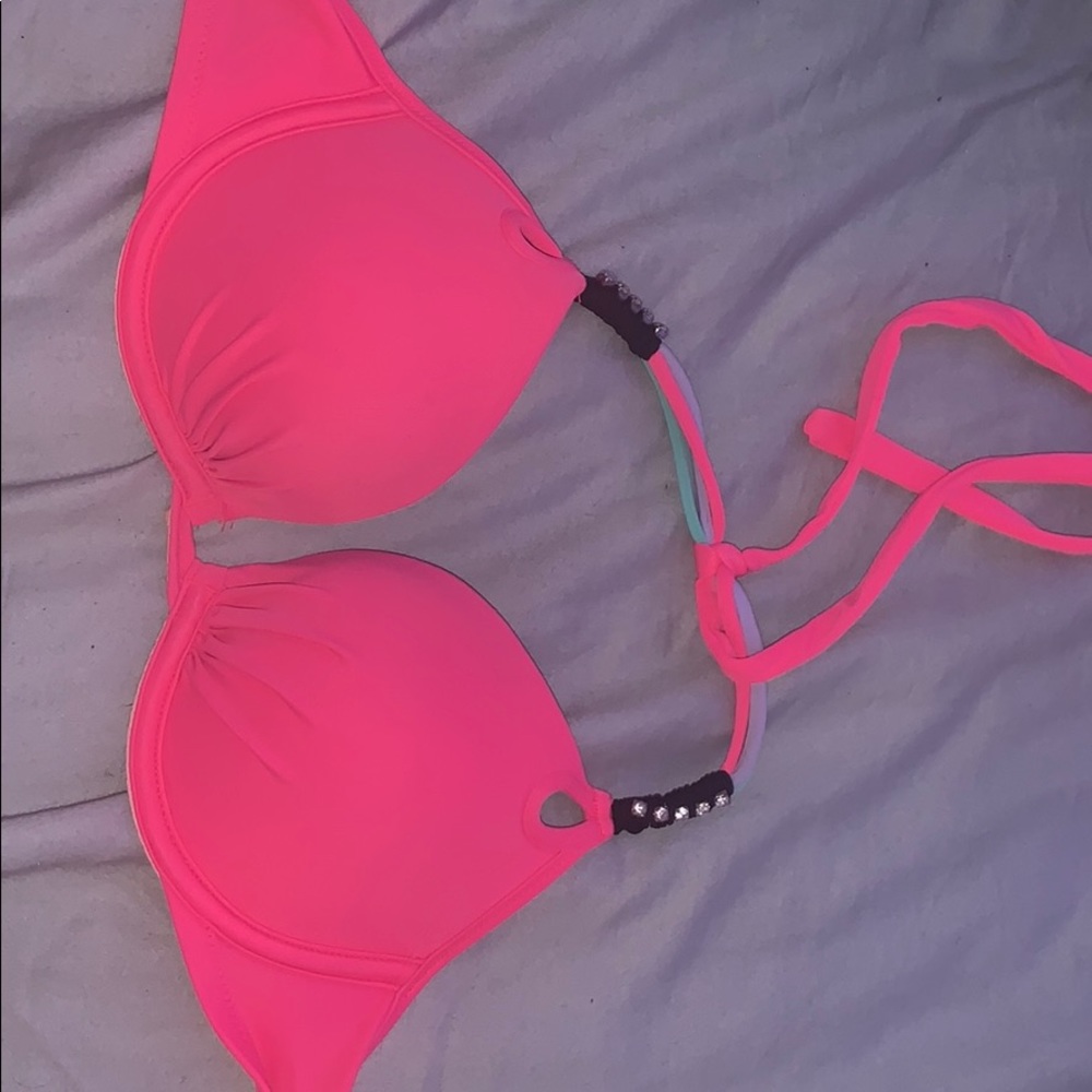 NEW Victoria secret super push up bikini top 32C